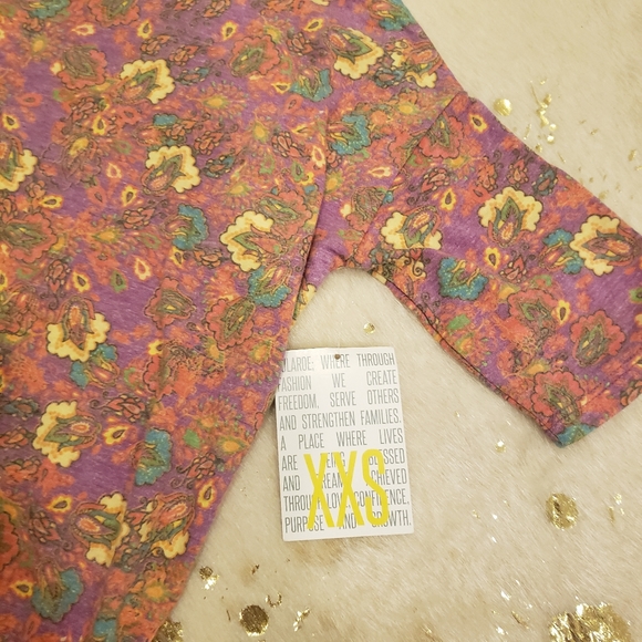 NWT LulaRoe XXS Floral Oversized Irma Tunic Top - Picture 4 of 6